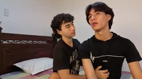 Snapshot of patri_ck_villa chatting on 10/28/25, 04:53 patri_ck_villa online show from 10/28/25, 04:53