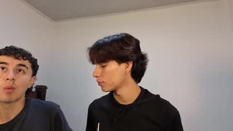 Snapshot of patri_ck_villa chatting on 11/10/25, 05:45 patri_ck_villa online show from 11/10/25, 05:45