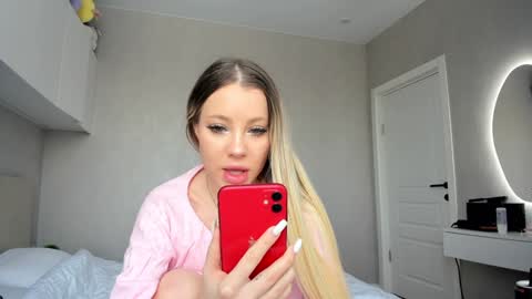 patricia_bloom online show from 01/21/25, 06:54