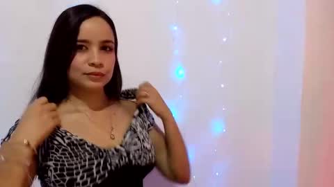 Snapshot of patricia_cam chatting on 03/06/25, 12:32 patricia_cam online show from 03/06/25, 12:32