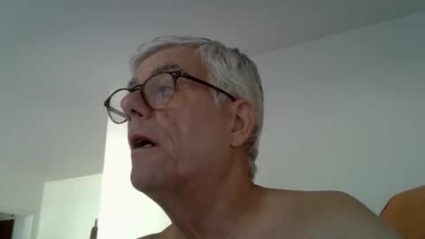 patrick5275 online show from 09/12/25, 08:14