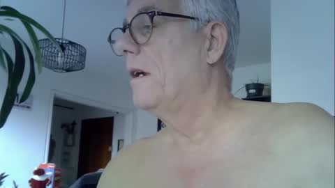 patrick5275 online show from 10/26/25, 06:41