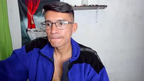 EDUAR Independent model online show from 02/01/26, 11:25