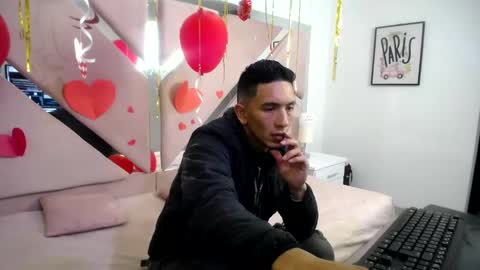 patrick_and_greeicy online show from 02/08/25, 01:00