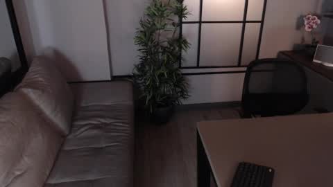 Snapshot of patrick_brown_ chatting on 12/05/24, 12:00 Patrick Brown online show from 12/05/24, 12:00