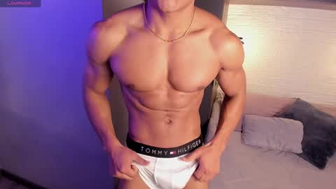 Snapshot of patrick_brown_ chatting on 02/19/25, 12:00 Patrick Brown online show from 02/19/25, 12:00