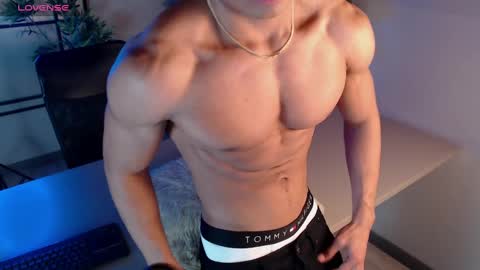 Snapshot of patrick_brown_ chatting on 02/23/25, 11:55 Patrick Brown online show from 02/23/25, 11:55