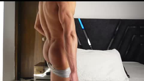 Snapshot of patrick_brown_ chatting on 09/18/25, 02:41 Patrick Brown online show from 09/18/25, 02:41