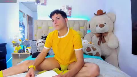 Snapshot of patrick_sanzzz chatting on 06/16/26, 01:41 Patrick online show from 06/16/26, 01:41