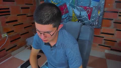 Snapshot of patrik027 chatting on 03/07/25, 09:06 .... online show from 03/07/25, 09:06
