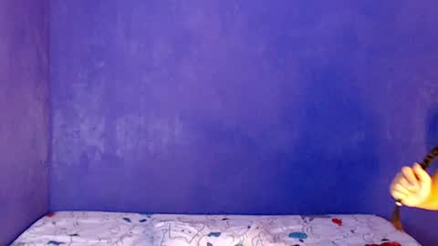 Snapshot of patris204 chatting on 11/13/25, 02:49 patris204 online show from 11/13/25, 02:49