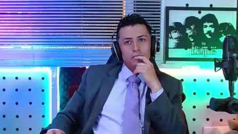 Snapshot of patronsexx chatting on 07/11/26, 04:10 Darko0717 online show from 07/11/26, 04:10