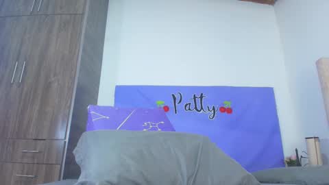 Snapshot of patty_m chatting on 02/15/25, 12:01 patty online show from 02/15/25, 12:01