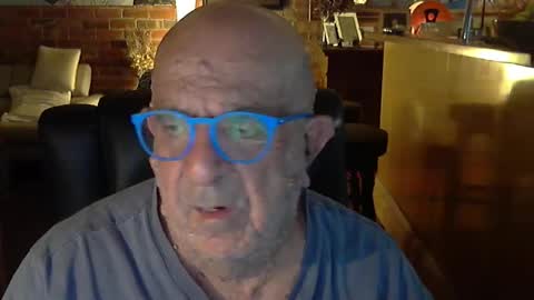 Snapshot of patvac chatting on 02/21/26, 01:45 patvac online show from 02/21/26, 01:45