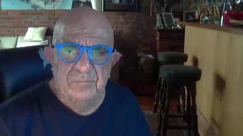 Snapshot of patvac chatting on 04/30/26, 05:36 patvac online show from 04/30/26, 05:36