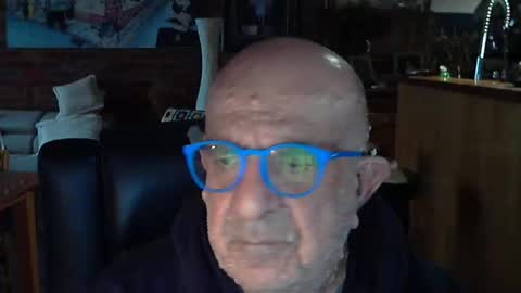 Snapshot of patvac chatting on 05/19/26, 06:20 patvac online show from 05/19/26, 06:20