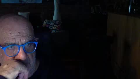 Snapshot of patvac chatting on 05/21/26, 06:20 patvac online show from 05/21/26, 06:20
