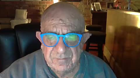 Snapshot of patvac chatting on 06/05/26, 03:29 patvac online show from 06/05/26, 03:29