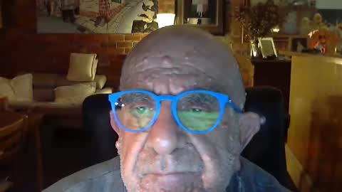 Snapshot of patvac chatting on 06/08/26, 03:45 patvac online show from 06/08/26, 03:45