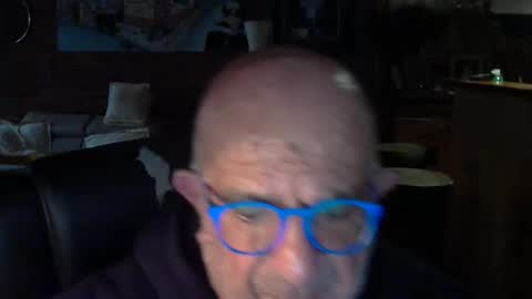 Snapshot of patvac chatting on 06/10/26, 05:50 patvac online show from 06/10/26, 05:50