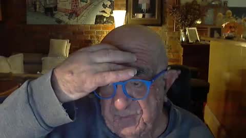 Snapshot of patvac chatting on 06/11/26, 02:59 patvac online show from 06/11/26, 02:59