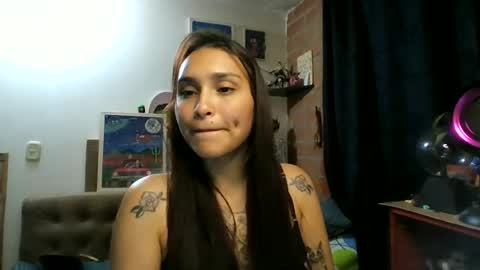 Snapshot of pau_cat chatting on 06/15/26, 06:04 Pau online show from 06/15/26, 06:04
