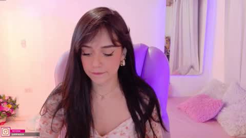 Sofa online show from 10/08/25, 11:46