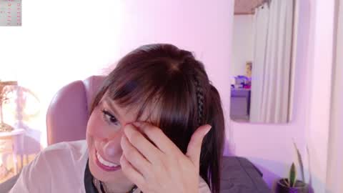 Sofa online show from 03/30/26, 04:46