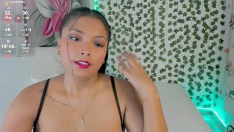 Snapshot of pau_delima__ chatting on 01/18/25, 08:51 paulina online show from 01/18/25, 08:51