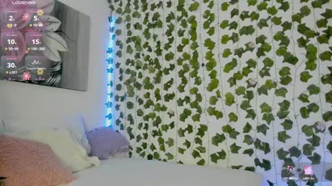 Snapshot of pau_delima__ chatting on 02/05/25, 02:05 paulina online show from 02/05/25, 02:05