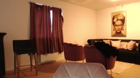 Snapshot of pau_torres_ chatting on 09/12/25, 06:08 paulina online show from 09/12/25, 06:08