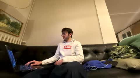 paul442386 online show from 04/28/26, 10:48