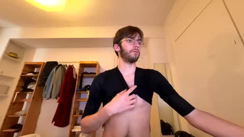 paul442386 online show from 05/08/26, 05:07