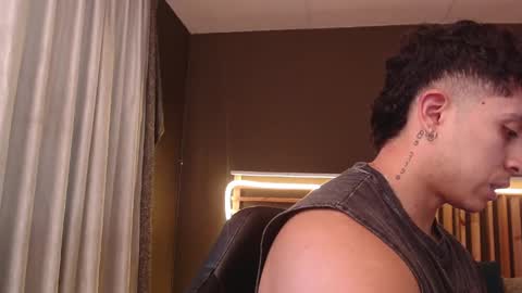 Paul online show from 10/23/25, 01:21