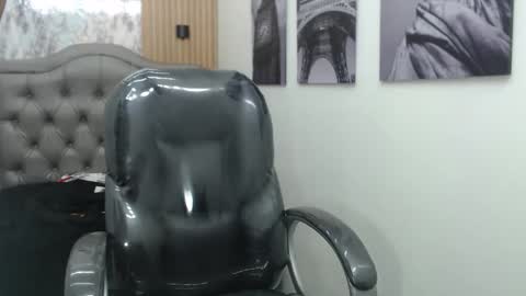 PAUL online show from 11/01/25, 01:02