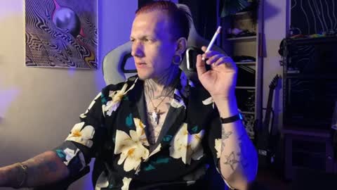 Snapshot of paul_razor chatting on 06/26/26, 04:55 Paul online show from 06/26/26, 04:55