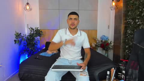 Paul Rivera online show from 12/01/24, 08:09