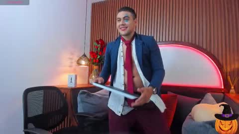 Paul Rivera online show from 10/31/25, 05:47