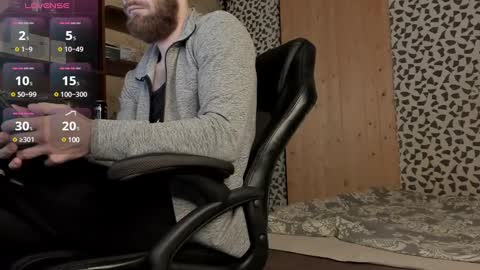 Snapshot of paul_rolex_ chatting on 12/13/24, 05:10 Paul Rolex Jane online show from 12/13/24, 05:10