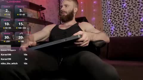 Snapshot of paul_rolex_ chatting on 12/19/24, 05:18 Paul Rolex Jane online show from 12/19/24, 05:18