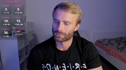 Snapshot of paul_rolex_ chatting on 12/14/25, 03:23 Paul Rolex Jane online show from 12/14/25, 03:23