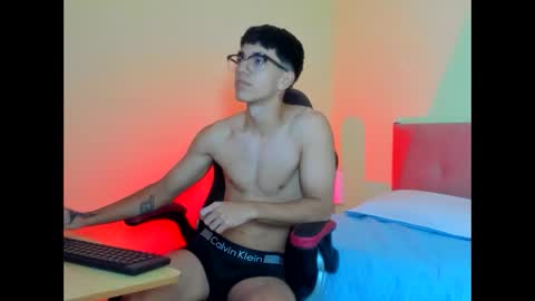 paul_sexycock online show from 02/11/25, 06:22