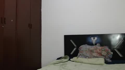 PAULA online show from 01/06/26, 04:05