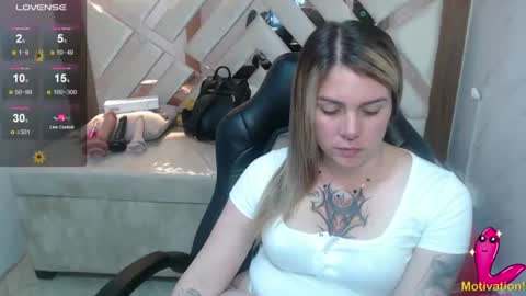 Paula online show from 07/25/26, 01:08