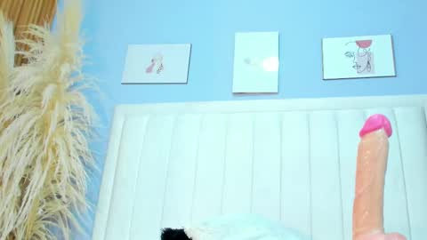 Snapshot of paula_brown18 chatting on 03/01/25, 10:31 Pau online show from 03/01/25, 10:31