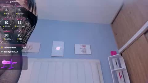 Snapshot of paula_brown18 chatting on 09/27/25, 07:08 Pau online show from 09/27/25, 07:08