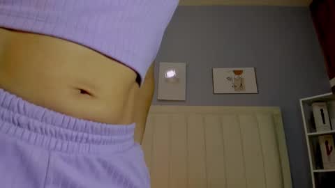 Snapshot of paula_brown18 chatting on 11/30/25, 01:15 Pau online show from 11/30/25, 01:15