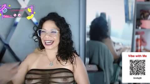 Paula online show from 11/21/25, 03:54