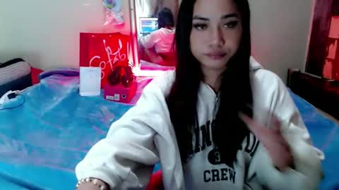Snapshot of paula_morena chatting on 02/22/26, 04:38 its paula online show from 02/22/26, 04:38