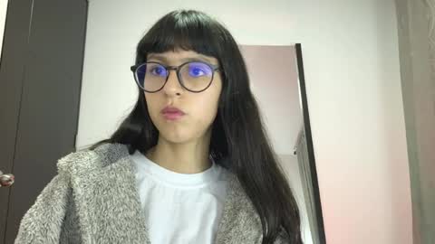   online show from 06/08/26, 05:08